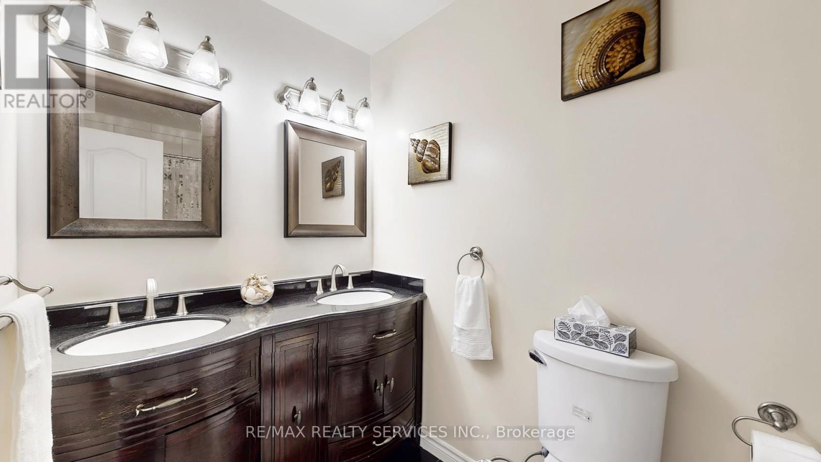 10 Minton Place, Brampton, Ontario  L6S 2S7 - Photo 20 - W12837888