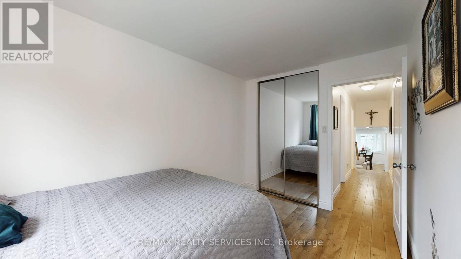 10 Minton Place, Brampton, Ontario  L6S 2S7 - Photo 22 - W12837888