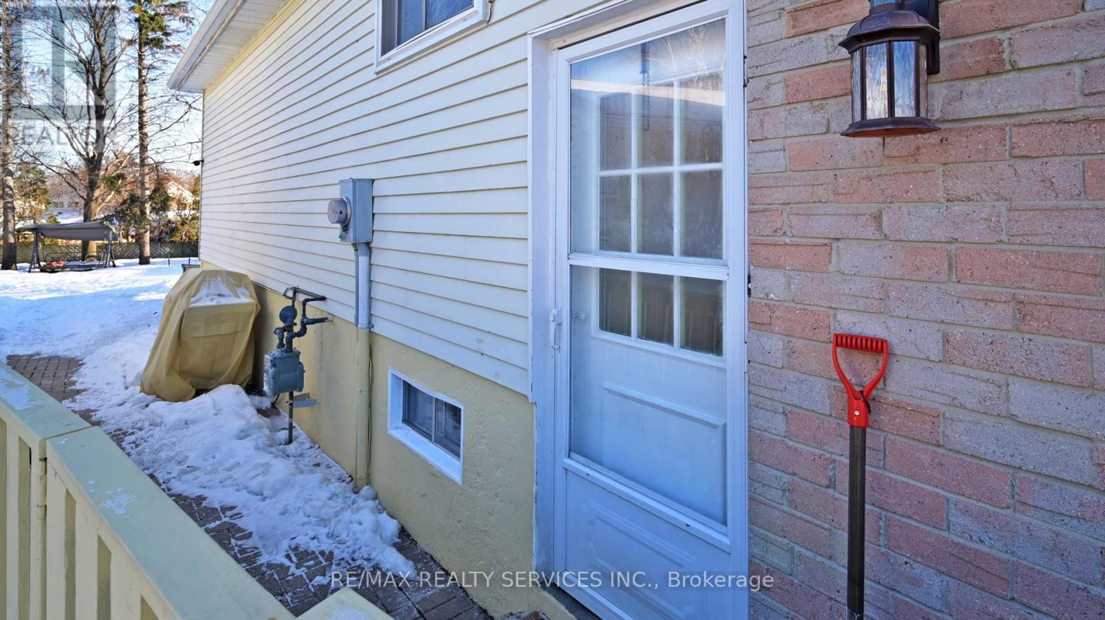 10 Minton Place, Brampton, Ontario  L6S 2S7 - Photo 40 - W12837888