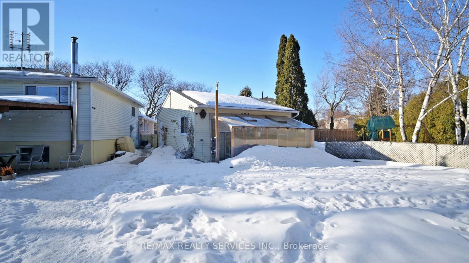 10 Minton Place, Brampton, Ontario  L6S 2S7 - Photo 44 - W12837888