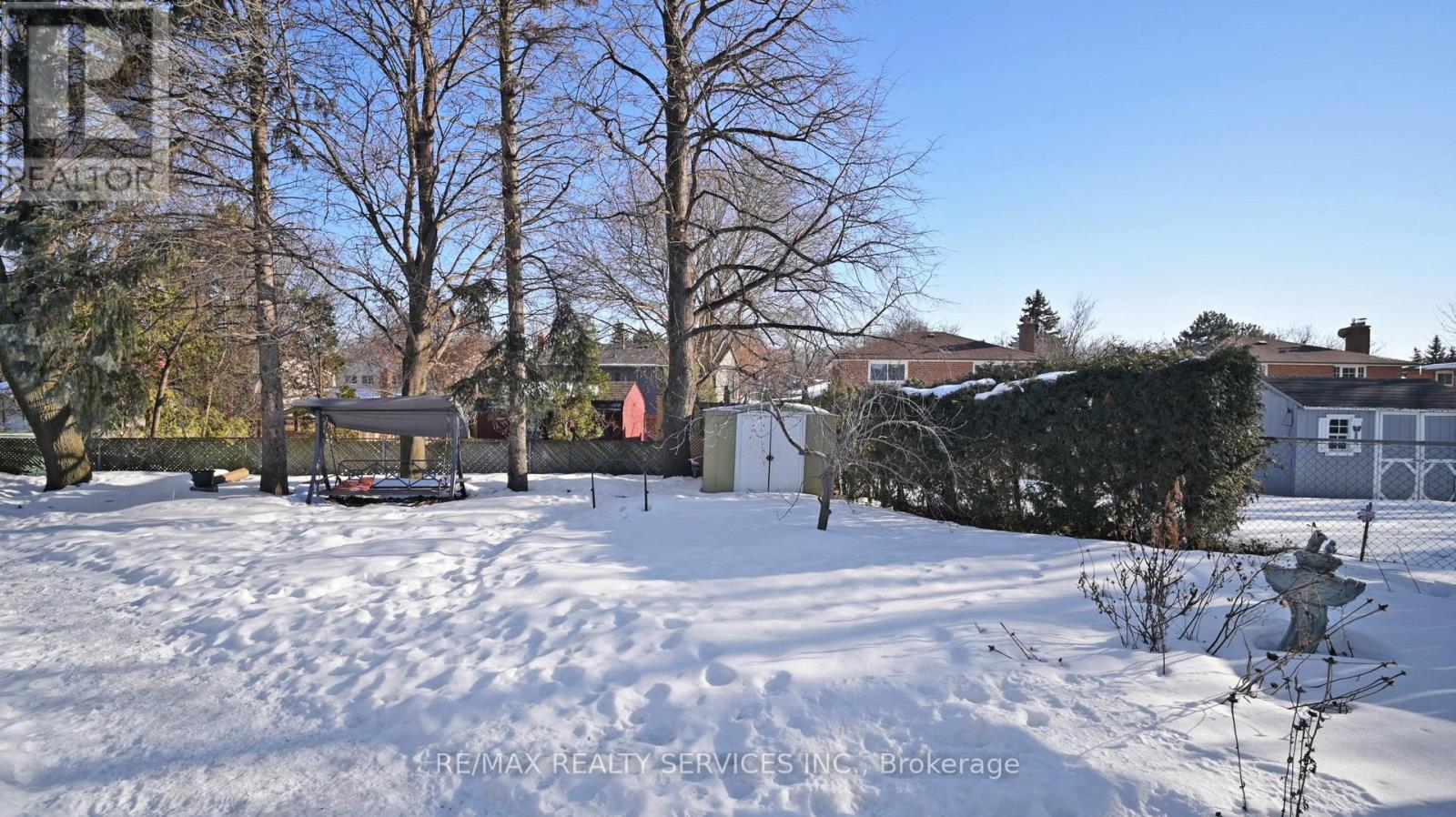 10 Minton Place, Brampton, Ontario  L6S 2S7 - Photo 48 - W12837888