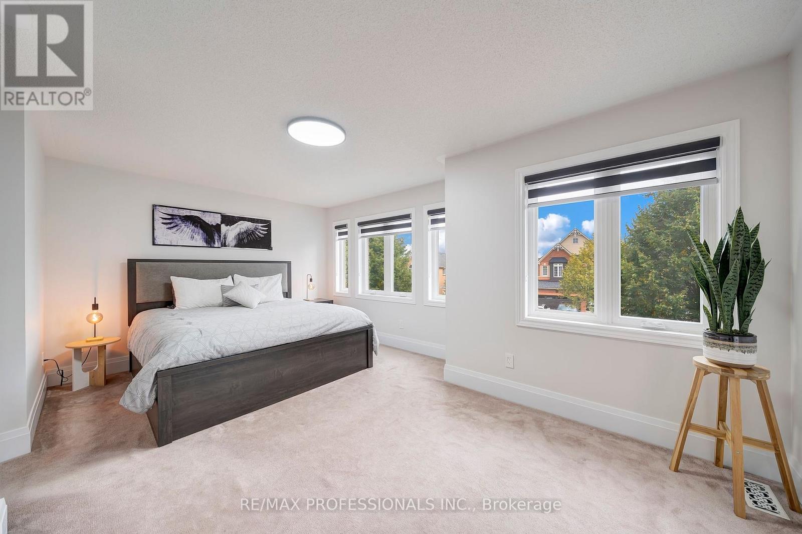 67 Chaplin Crescent, Halton Hills, Ontario  L7G 5V6 - Photo 17 - W12837902