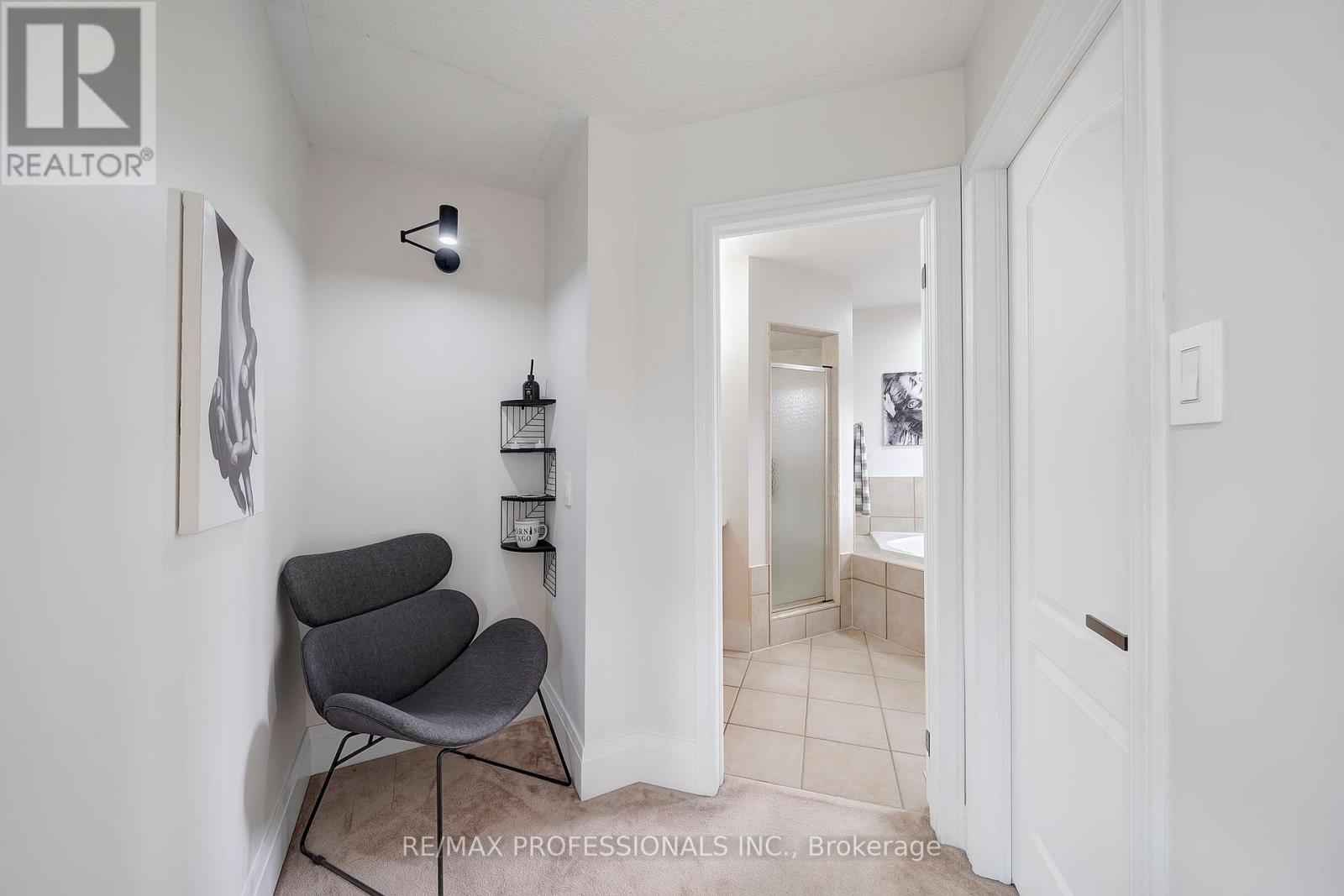 67 Chaplin Crescent, Halton Hills, Ontario  L7G 5V6 - Photo 21 - W12837902