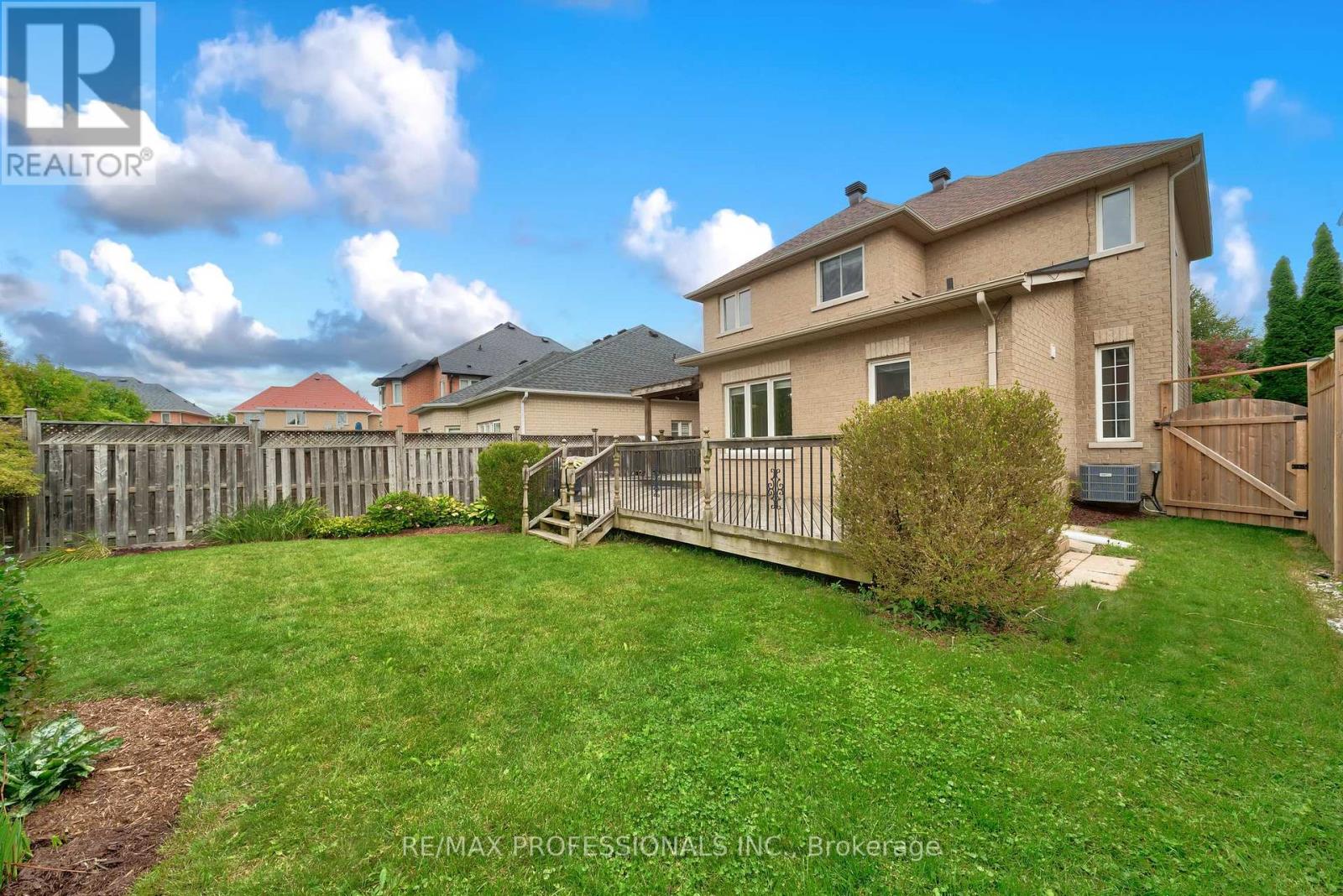 67 Chaplin Crescent, Halton Hills, Ontario  L7G 5V6 - Photo 38 - W12837902