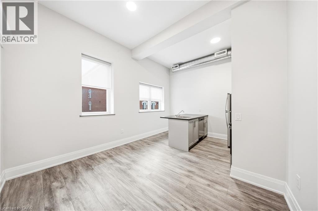 11 Queen Street Unit# 202, Brantford, Ontario  N3T 3B1 - Photo 13 - 40808969