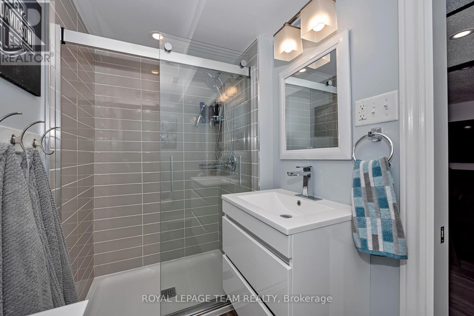 55 Coldstream Drive, Ottawa, Ontario  K0A 3P0 - Photo 27 - X12829290