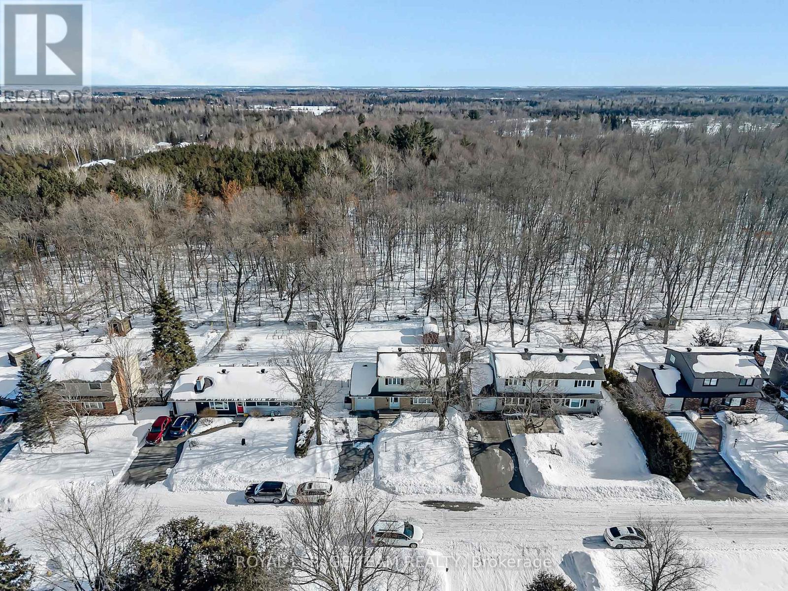 55 Coldstream Drive, Ottawa, Ontario  K0A 3P0 - Photo 41 - X12829290