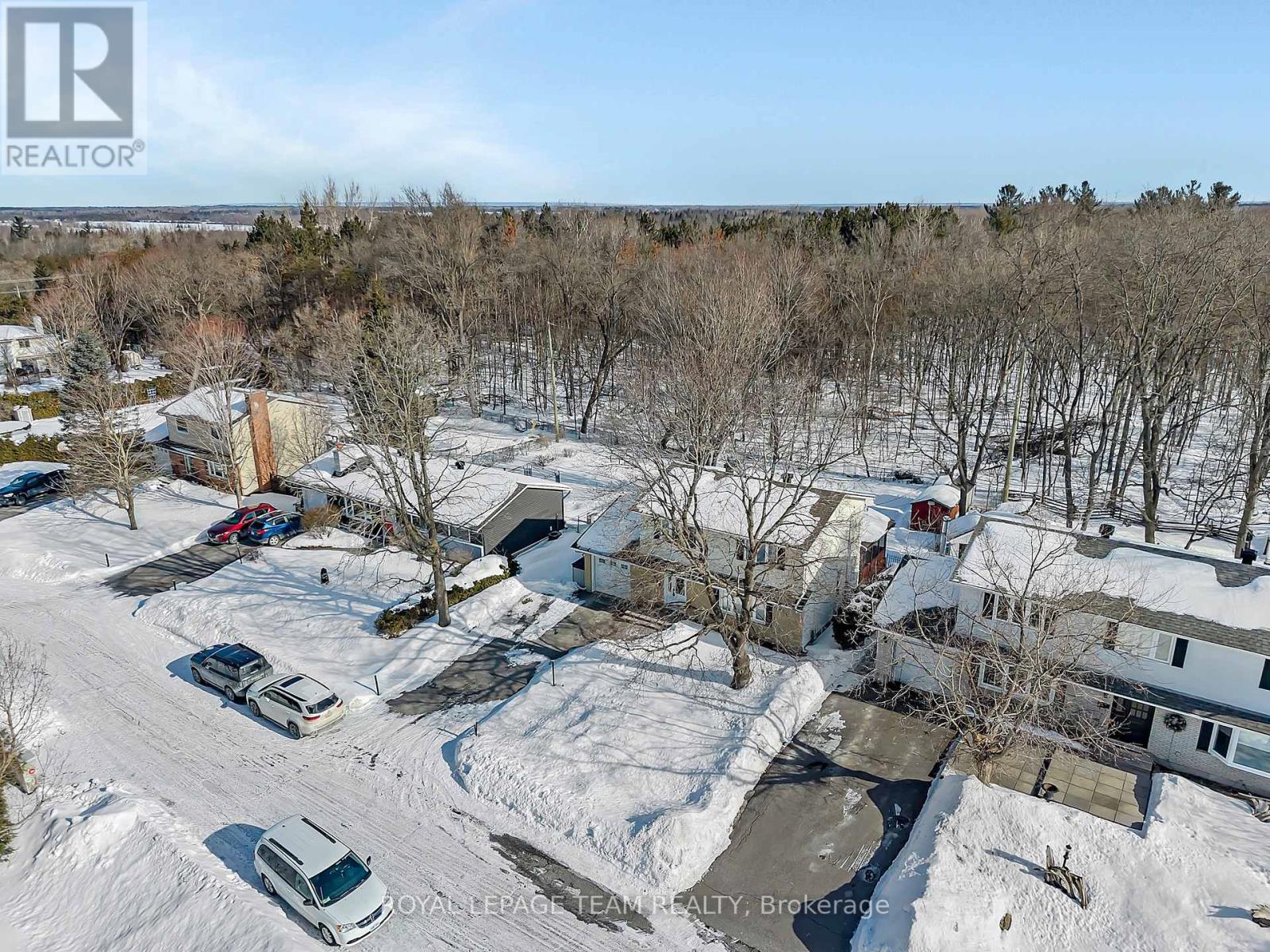 55 Coldstream Drive, Ottawa, Ontario  K0A 3P0 - Photo 43 - X12829290