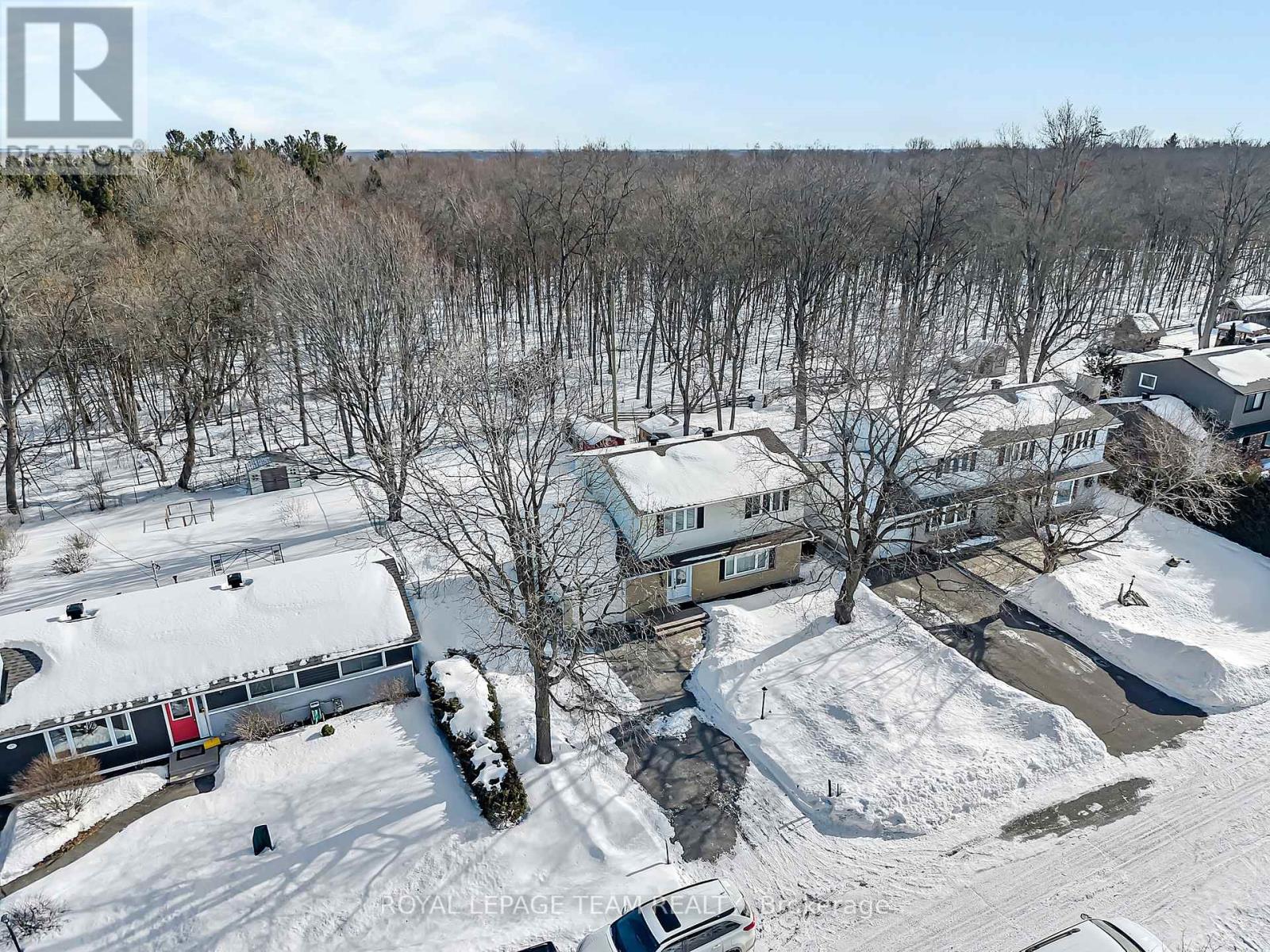 55 Coldstream Drive, Ottawa, Ontario  K0A 3P0 - Photo 44 - X12829290