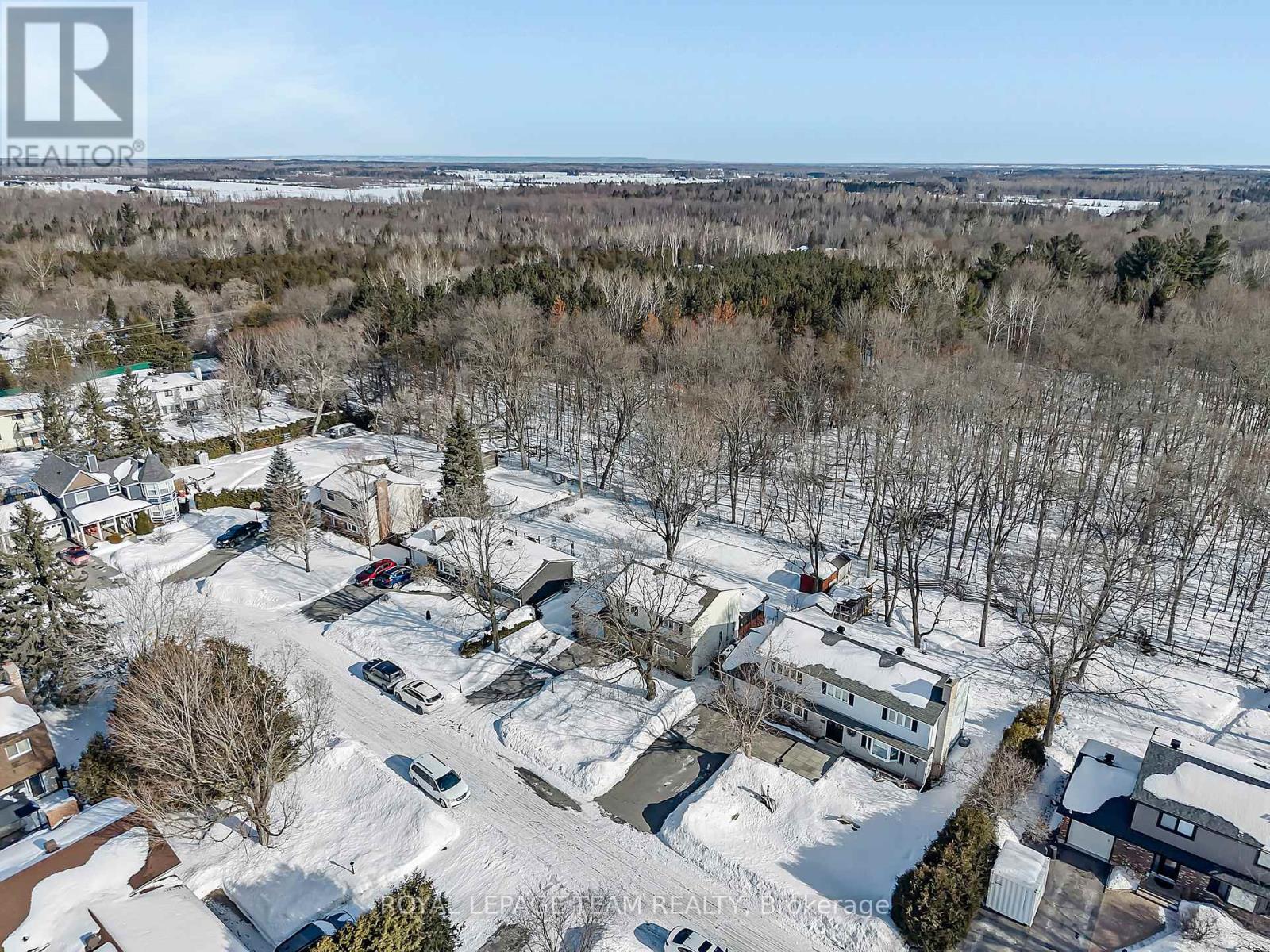 55 Coldstream Drive, Ottawa, Ontario  K0A 3P0 - Photo 45 - X12829290