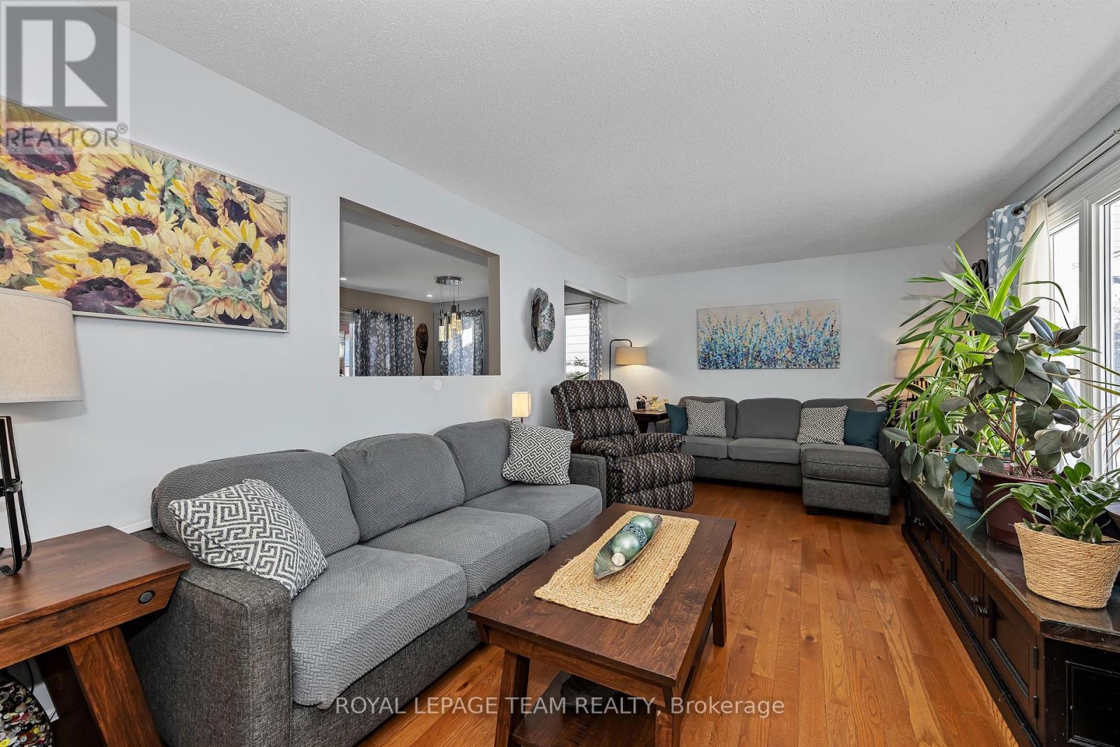 55 Coldstream Drive, Ottawa, Ontario  K0A 3P0 - Photo 7 - X12829290