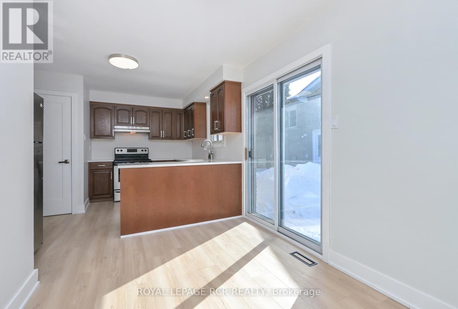 106 Burbank Crescent, Orangeville, Ontario  L9W 3E7 - Photo 12 - W12834468