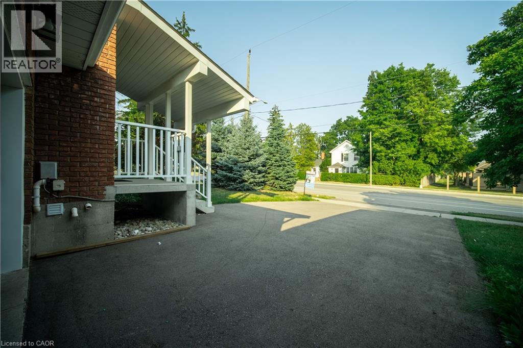 100 North Park Street, Brantford, Ontario  N3R 4K1 - Photo 3 - 40805196