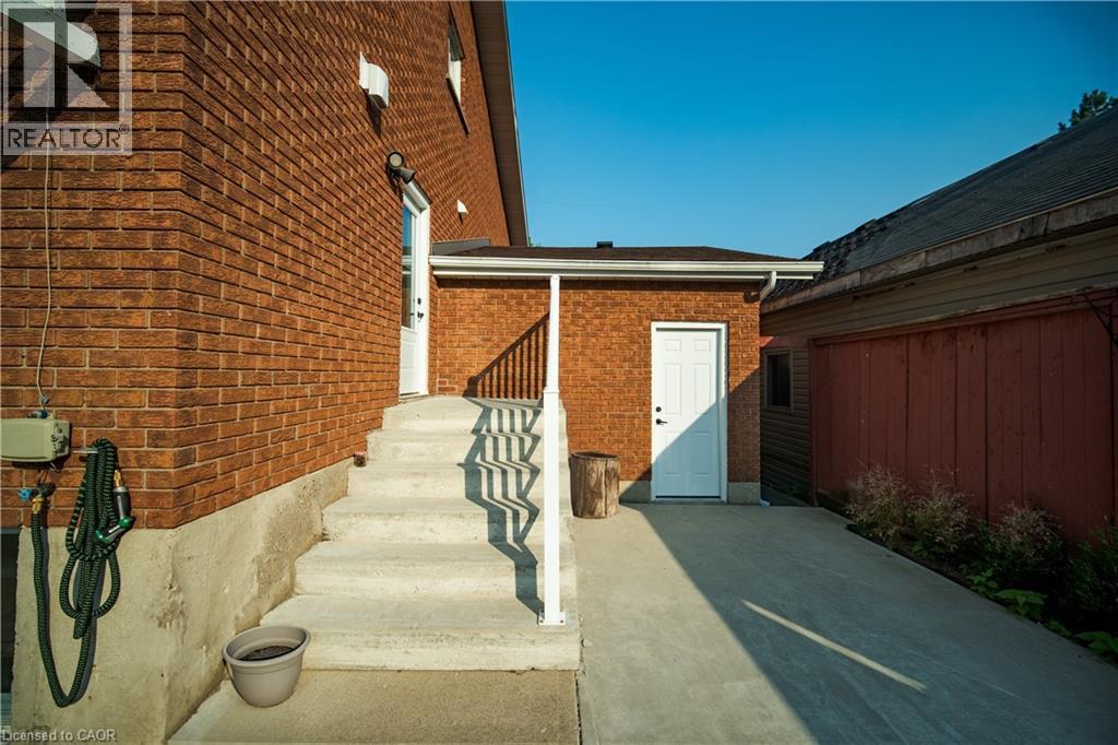 100 North Park Street, Brantford, Ontario  N3R 4K1 - Photo 42 - 40805196