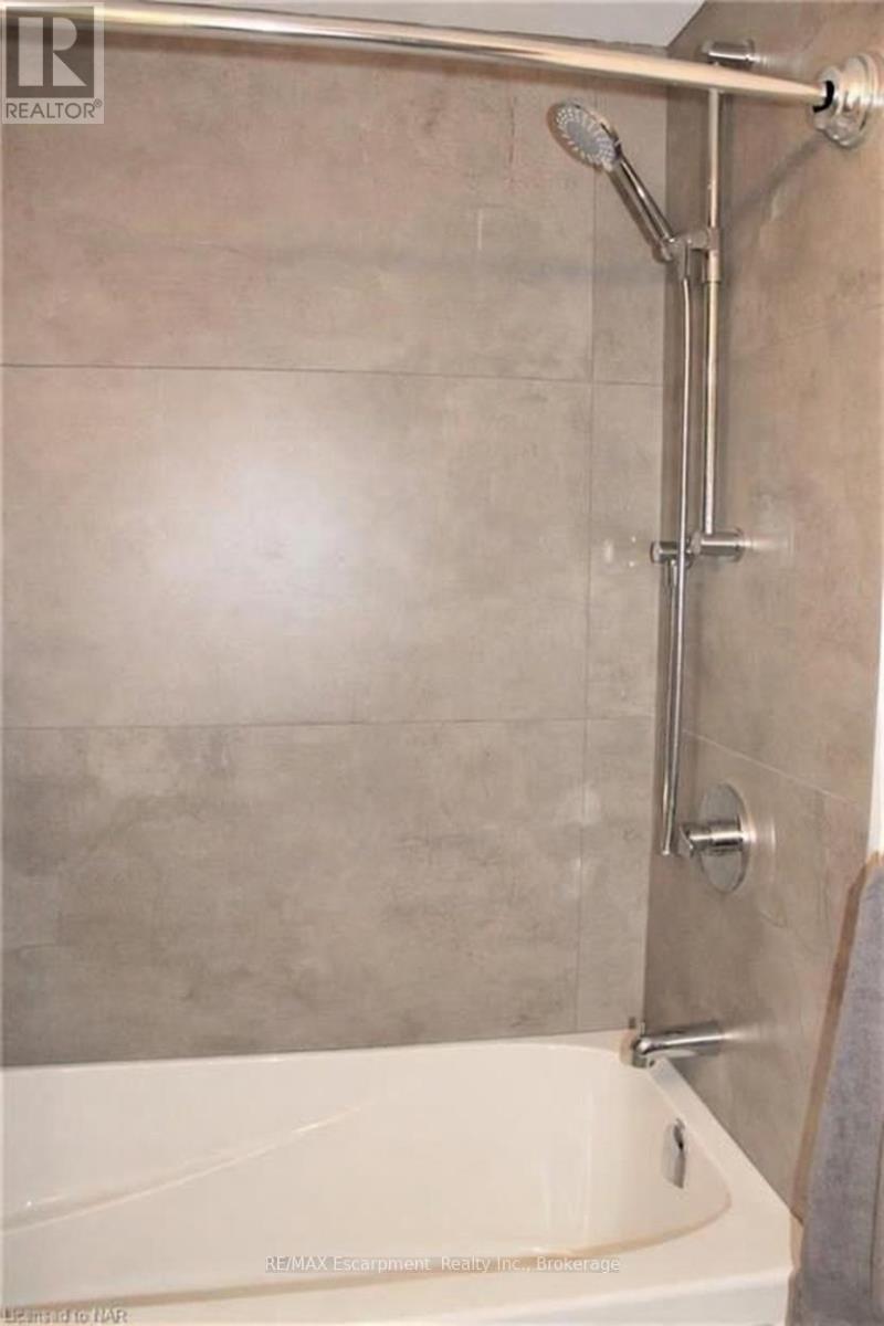 60 Park Avenue, St. Catharines, Ontario  L2P 1R2 - Photo 17 - X12820512