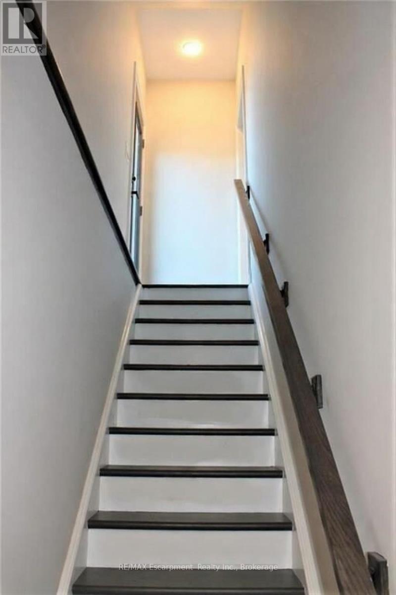 60 Park Avenue, St. Catharines, Ontario  L2P 1R2 - Photo 15 - X12820512