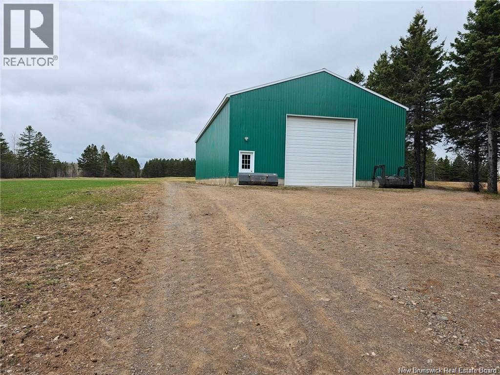 420 Principale, Petit-Rocher, New Brunswick  E9J 1N8 - Photo 11 - NB134387