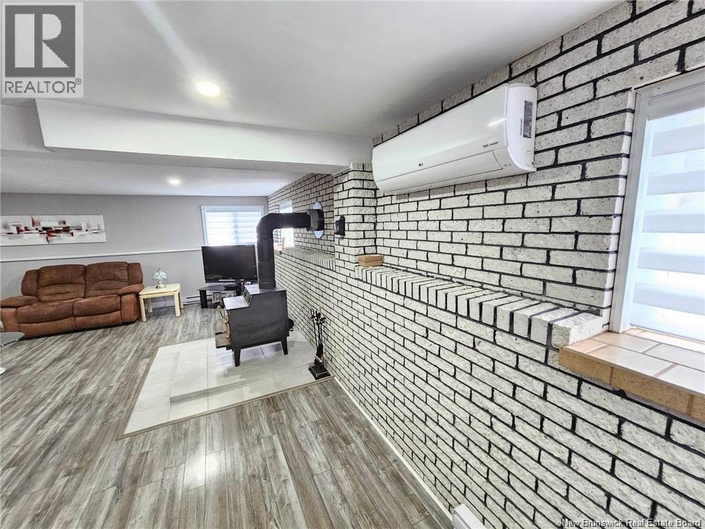 420 Principale, Petit-Rocher, New Brunswick  E9J 1N8 - Photo 38 - NB134387