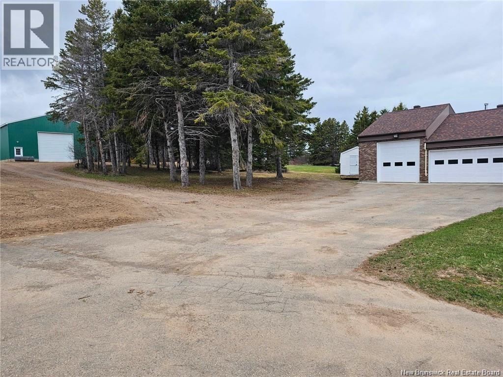 420 Principale, Petit-Rocher, New Brunswick  E9J 1N8 - Photo 9 - NB134387