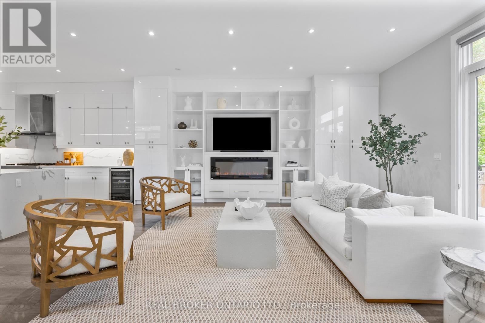 9a Maple Avenue N, Mississauga, Ontario  L5H 2R9 - Photo 13 - W12821722