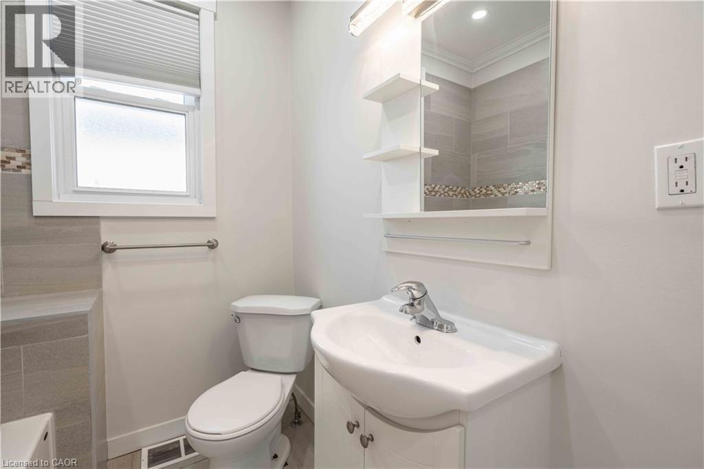 204 Glow Avenue Unit# Upper, Hamilton, Ontario  L8H 3W5 - Photo 18 - 40808709