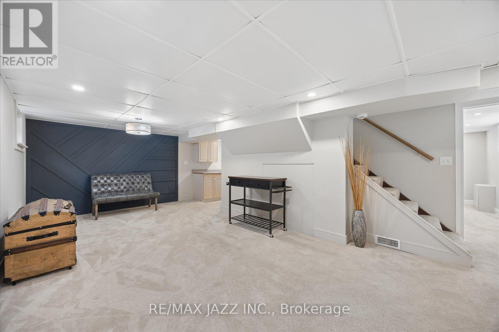 1633 Charles Street, Whitby, Ontario  L1N 1C1 - Photo 22 - E12837908