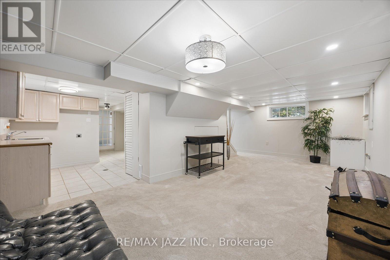 1633 Charles Street, Whitby, Ontario  L1N 1C1 - Photo 23 - E12837908