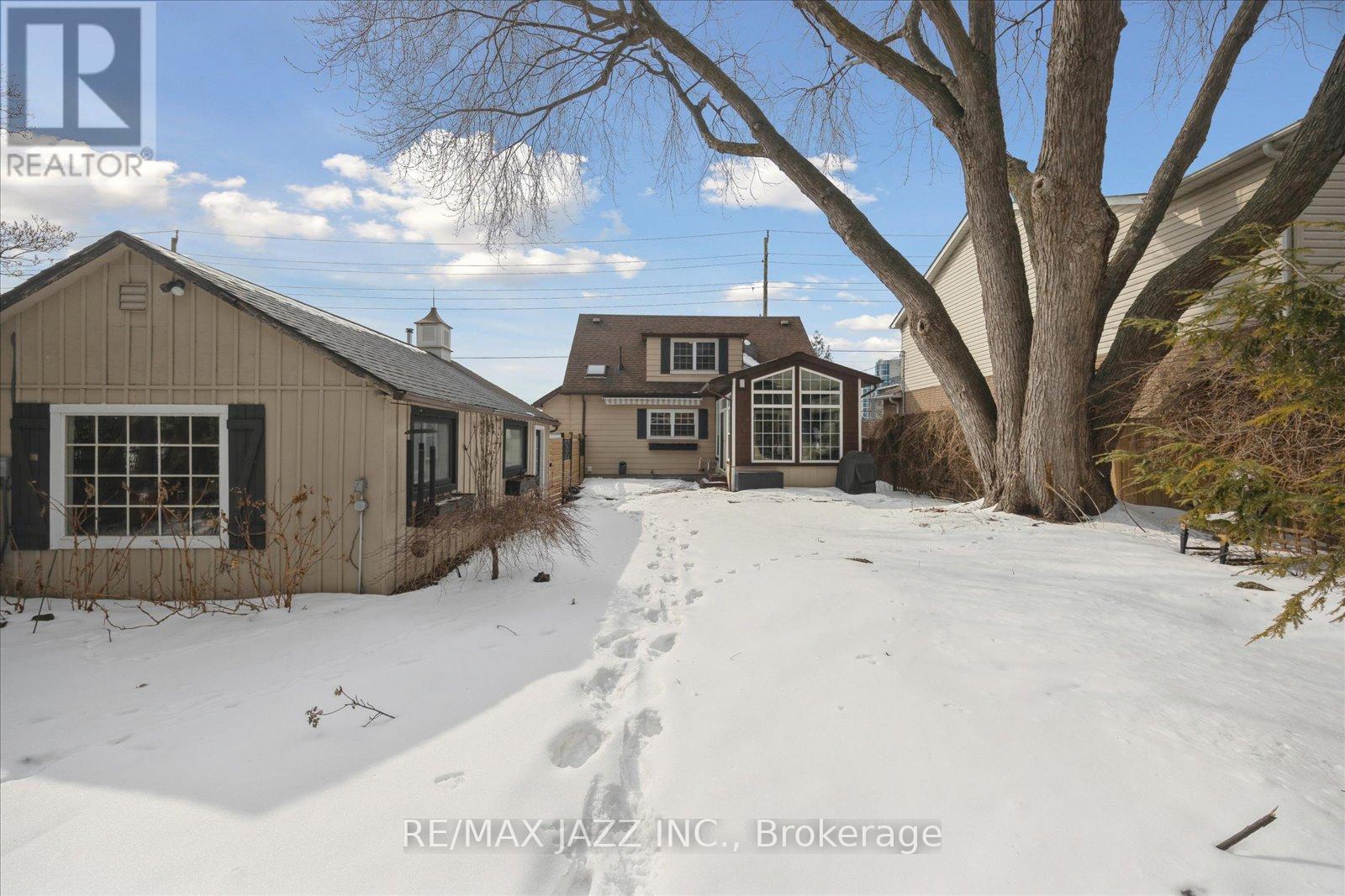 1633 Charles Street, Whitby, Ontario  L1N 1C1 - Photo 32 - E12837908