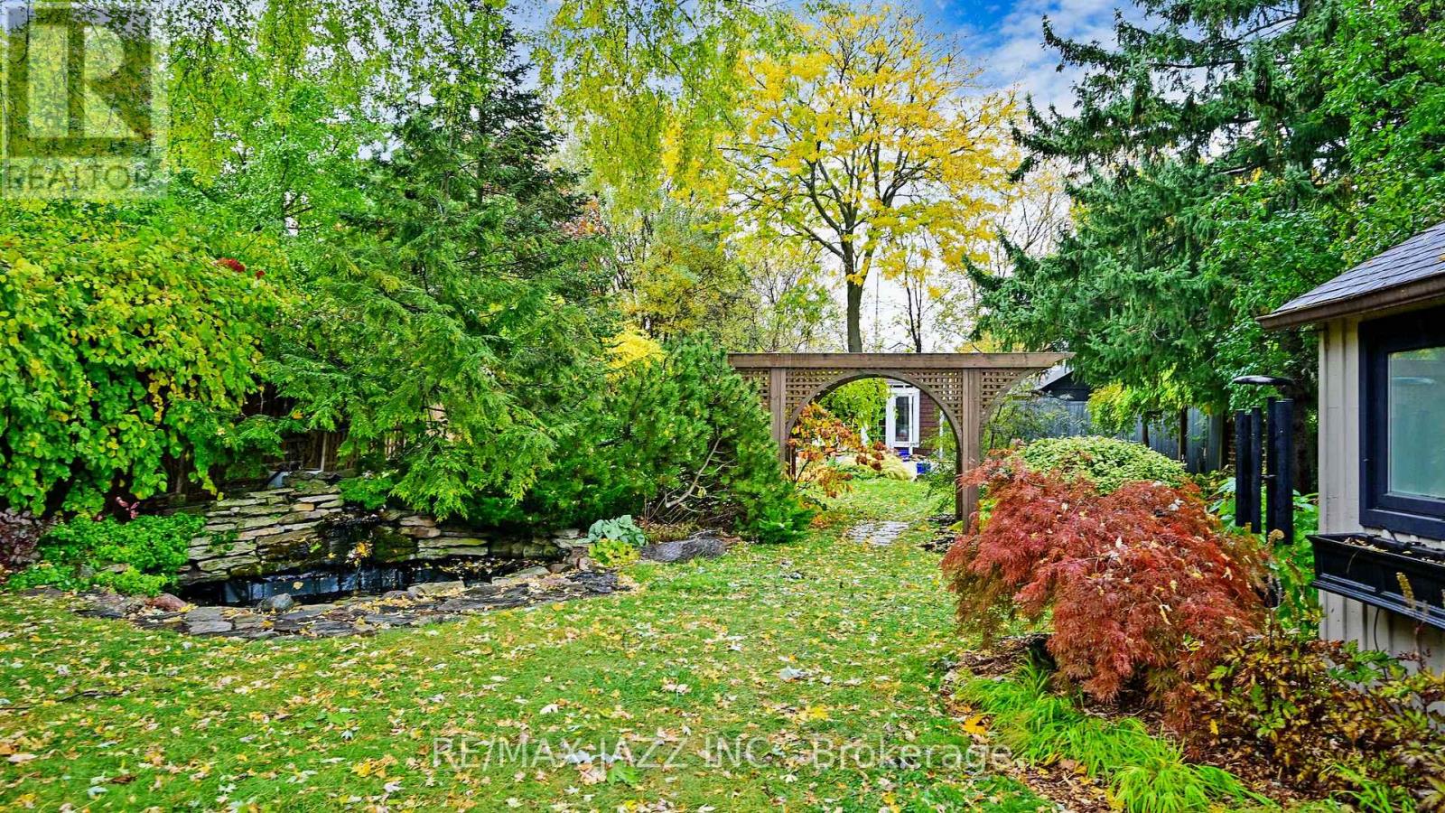 1633 Charles Street, Whitby, Ontario  L1N 1C1 - Photo 38 - E12837908