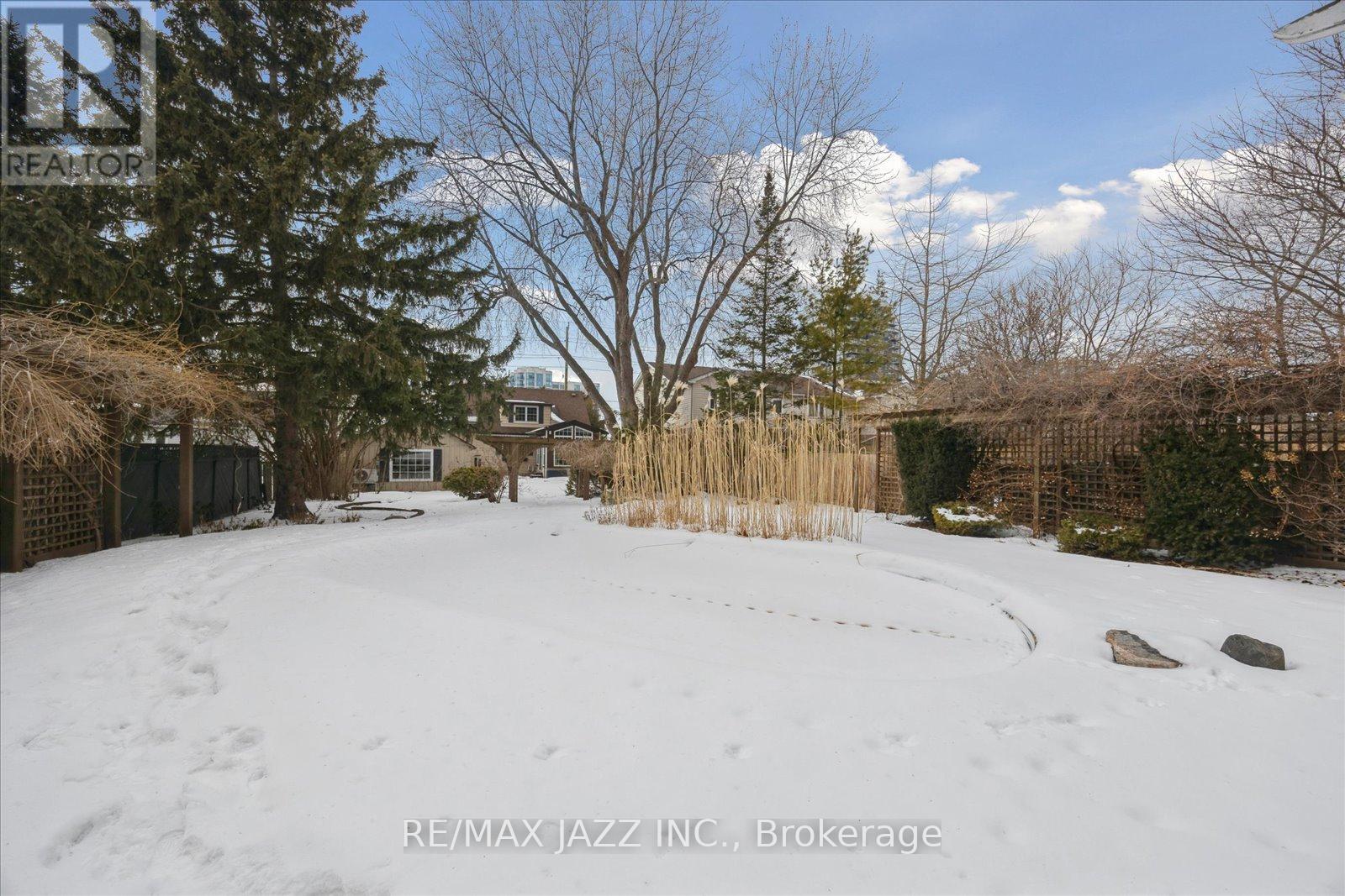 1633 Charles Street, Whitby, Ontario  L1N 1C1 - Photo 40 - E12837908