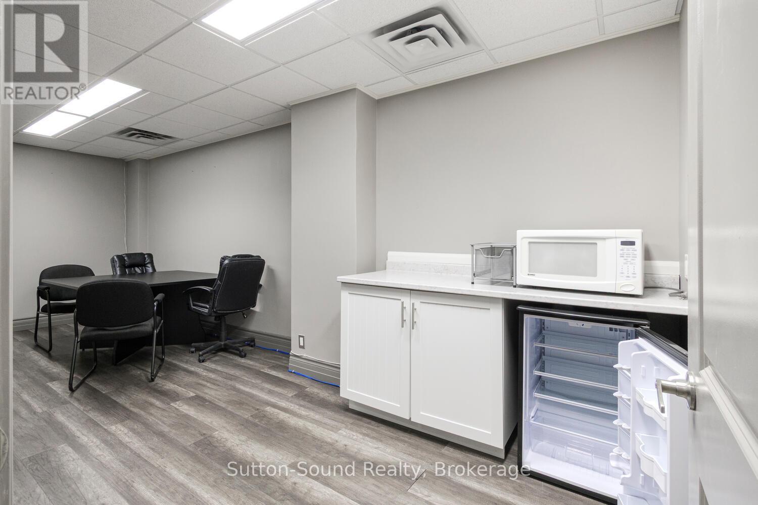 757 2nd Avenue E, Owen Sound, Ontario  N4K 2G9 - Photo 9 - X12837938