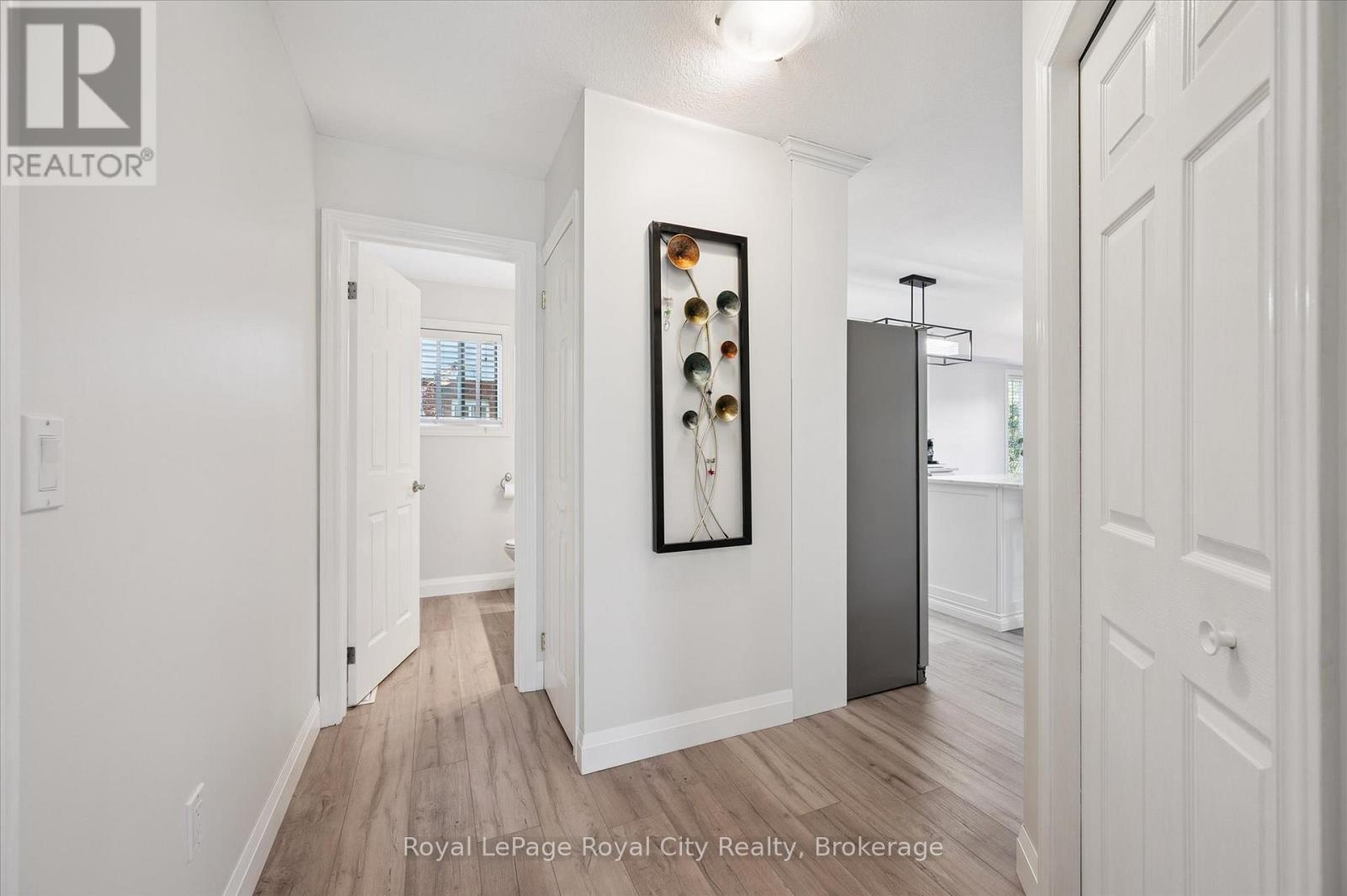 3 Pine Ridge Drive, Guelph, Ontario  N1L 1N6 - Photo 18 - X12838054