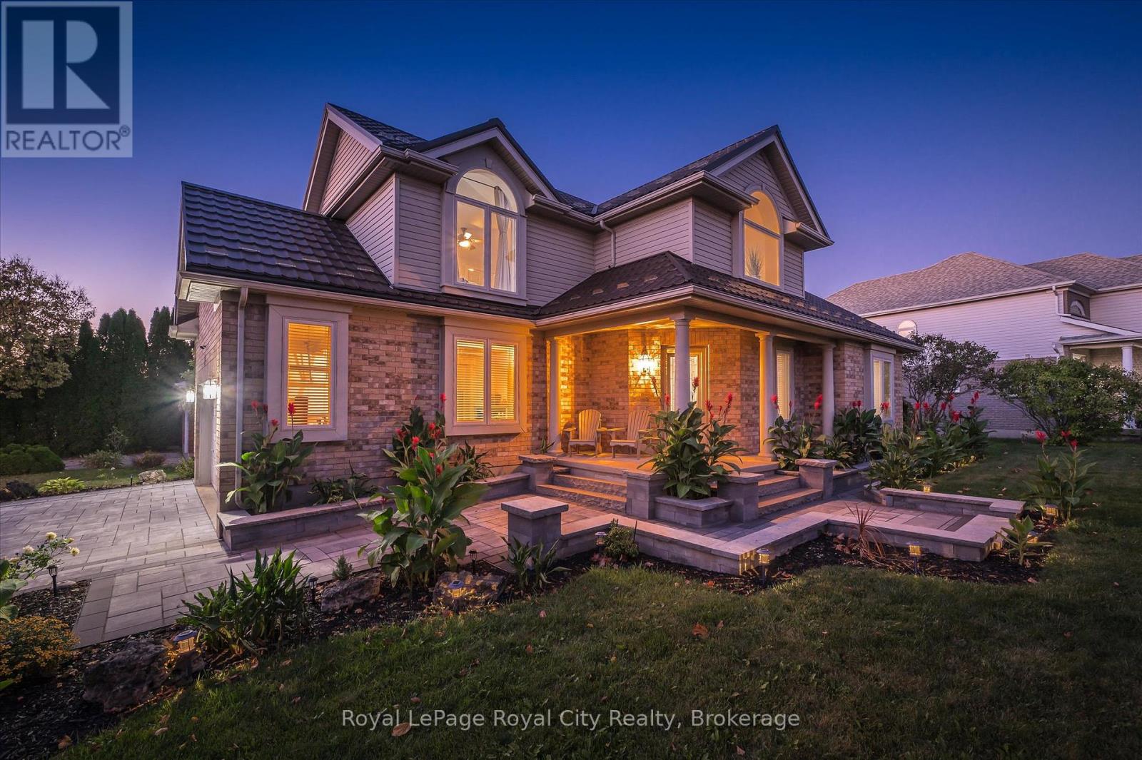 3 Pine Ridge Drive, Guelph, Ontario  N1L 1N6 - Photo 3 - X12838054