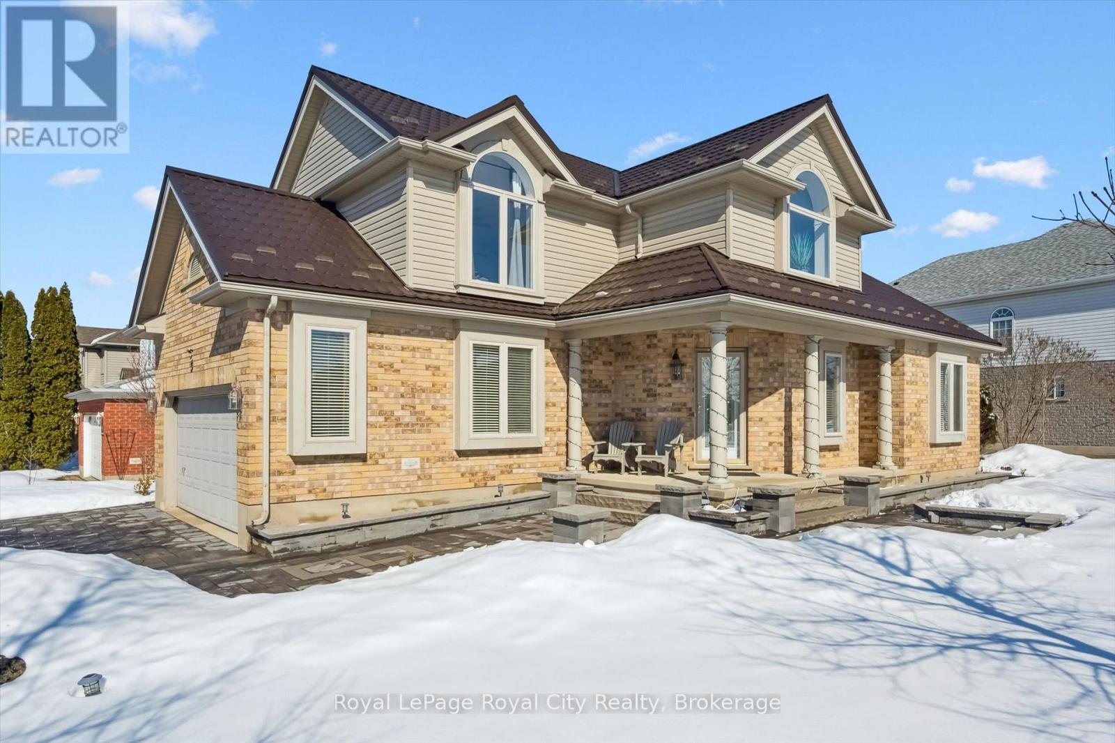 3 Pine Ridge Drive, Guelph, Ontario  N1L 1N6 - Photo 4 - X12838054