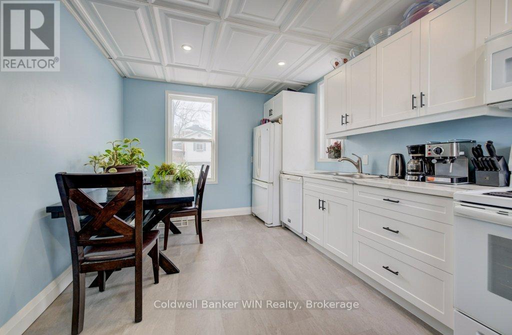 30 Queen Street N, Minto, Ontario  N0G 1Z0 - Photo 16 - X12838094