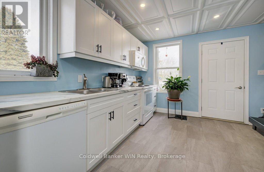 30 Queen Street N, Minto, Ontario  N0G 1Z0 - Photo 20 - X12838094