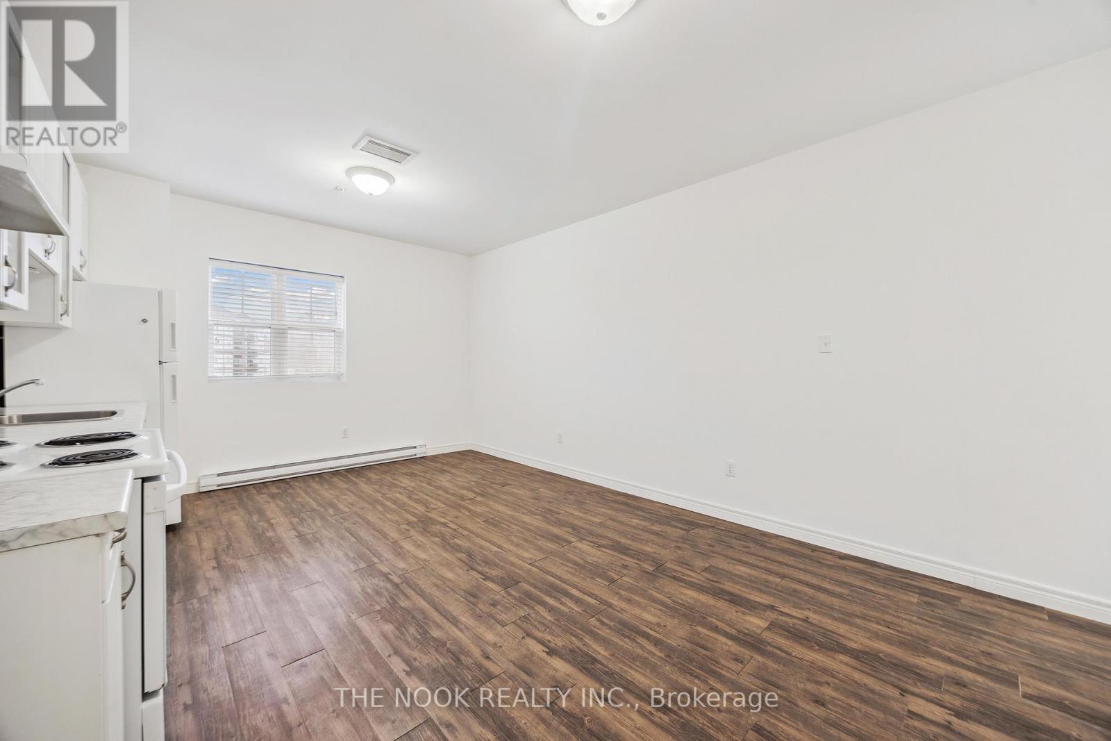 302 - 38 Walton Street, Port Hope, Ontario  L1A 1N1 - Photo 11 - X12837918