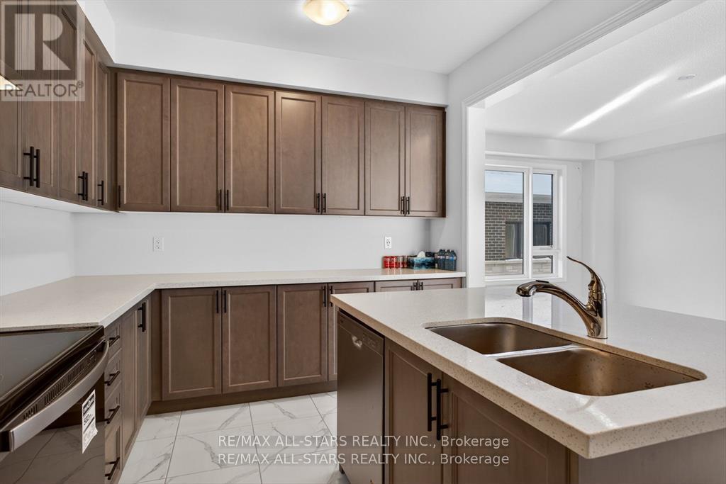 164 Alcorn Drive, Kawartha Lakes, Ontario  K9V 0T2 - Photo 11 - X12838028