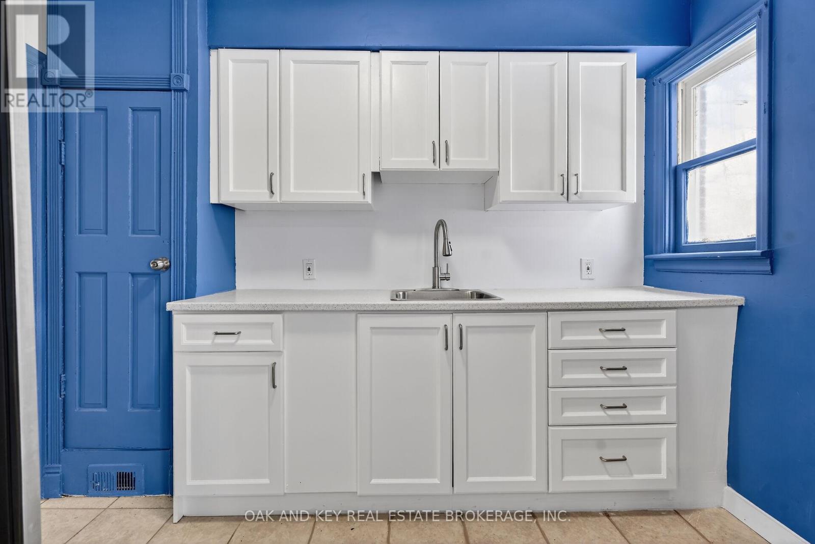 1878 Churchill Avenue, London East, Ontario  N5W 2L6 - Photo 15 - X12837928