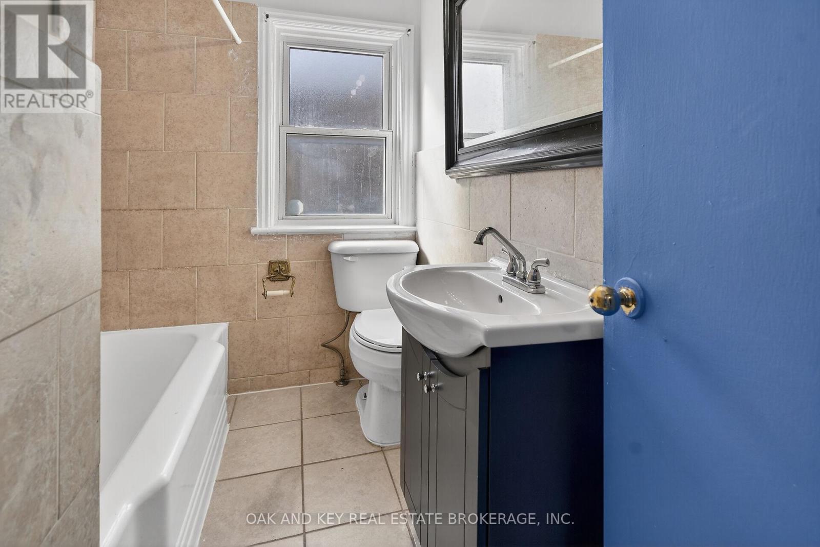 1878 Churchill Avenue, London East, Ontario  N5W 2L6 - Photo 21 - X12837928