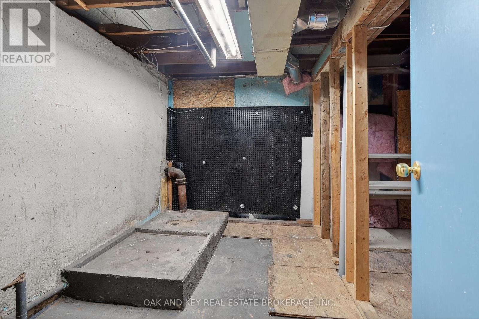 1878 Churchill Avenue, London East, Ontario  N5W 2L6 - Photo 32 - X12837928