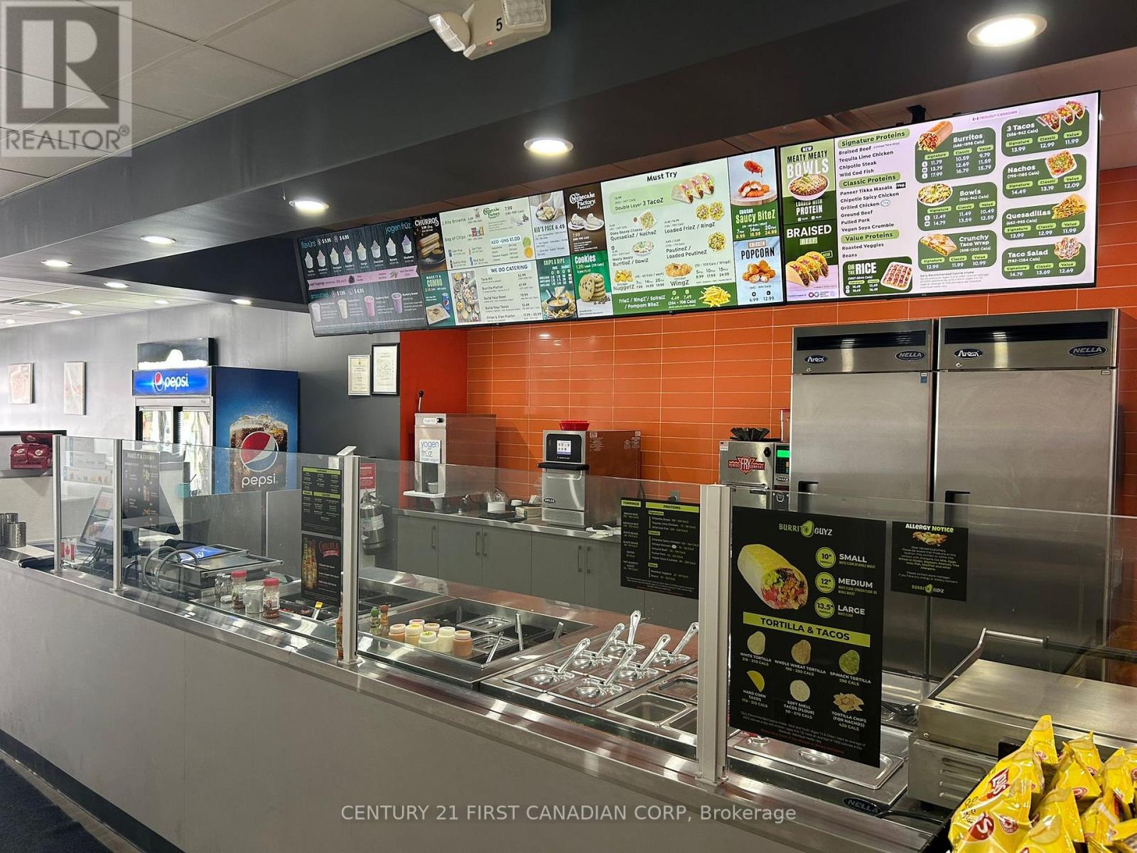 4110 Petrolia Line, Petrolia, Ontario  N0N 1R0 - Photo 7 - X12837942