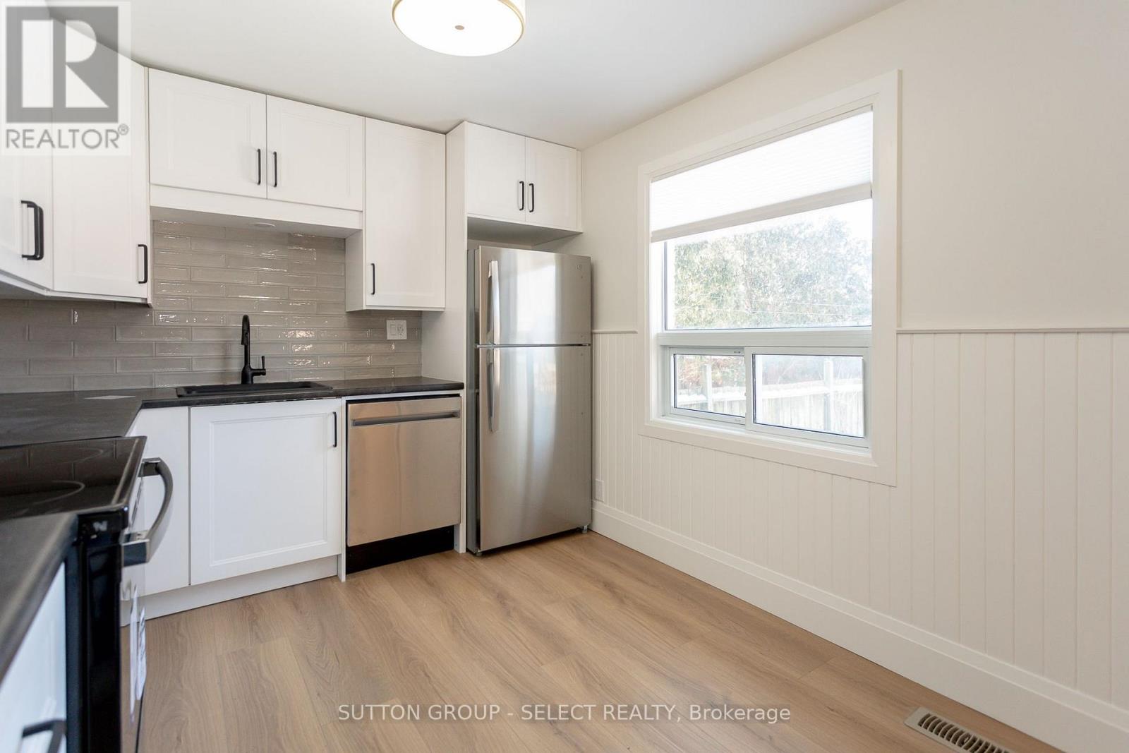 93 Dillabough Street, London East, Ontario  N5Z 2B9 - Photo 11 - X12838004