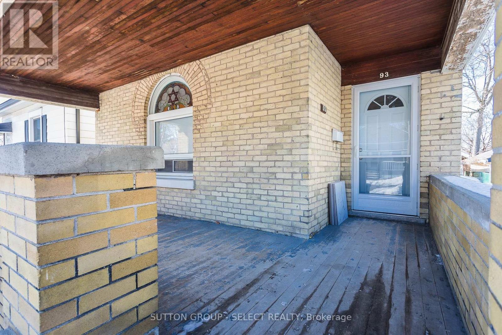 93 Dillabough Street, London East, Ontario  N5Z 2B9 - Photo 4 - X12838004