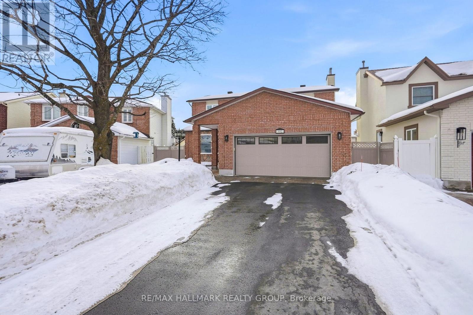 552 Wilkie Drive, Ottawa, Ontario  K4A 1M7 - Photo 2 - X12837988