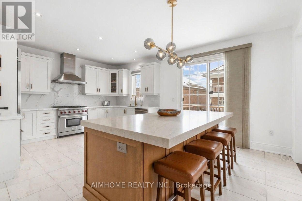 17 Bighorn Trail, King, Ontario  L0G 1N0 - Photo 8 - N12837866