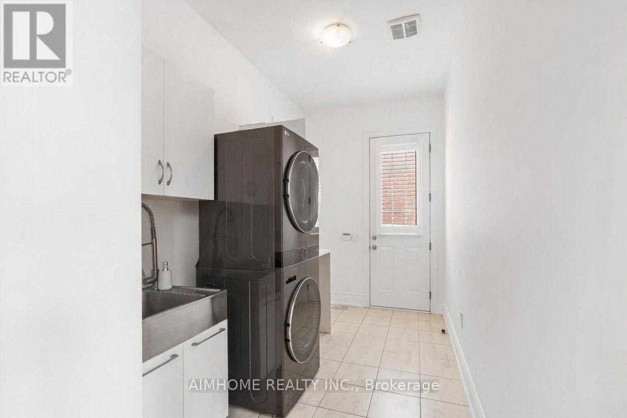 17 Bighorn Trail, King, Ontario  L0G 1N0 - Photo 14 - N12837866