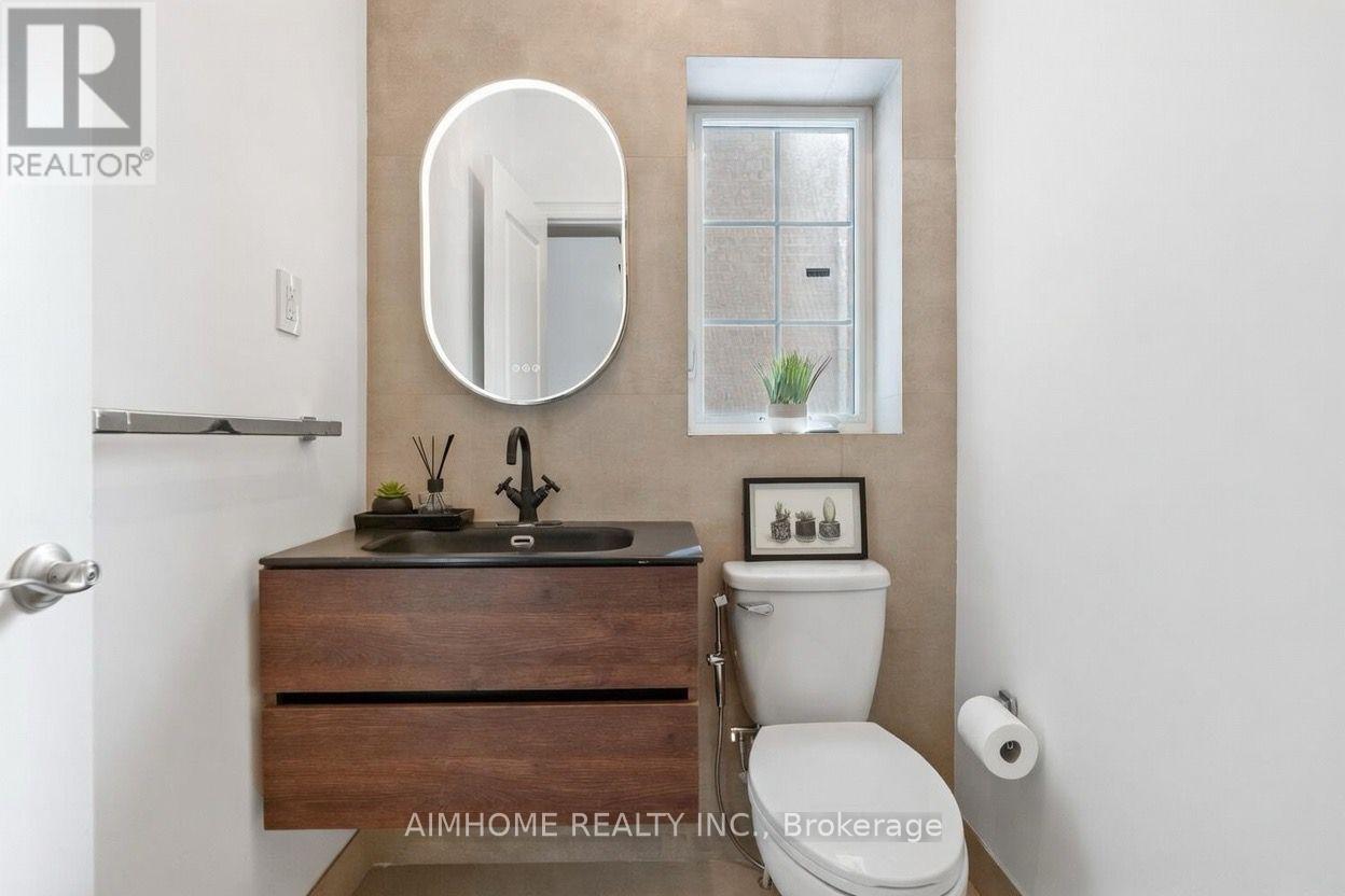 17 Bighorn Trail, King, Ontario  L0G 1N0 - Photo 9 - N12837866