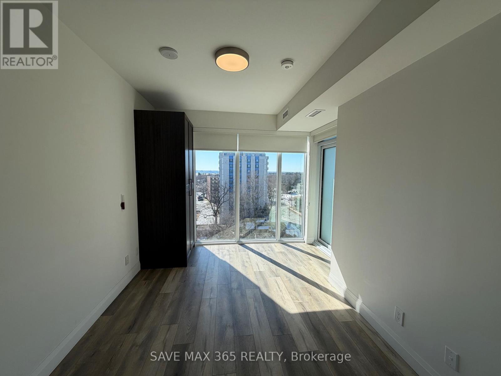 809 - 500 Brock Avenue, Burlington, Ontario  L7S 0A5 - Photo 15 - W12769096