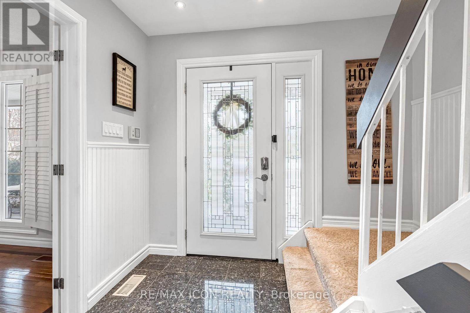 151 Brixham Crescent, London South, Ontario  N6K 1K9 - Photo 5 - X12697982